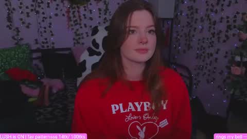 Snapshot of naughty_bella99 chatting on July 12, 9:39 pm bella online show from July 12, 9:39 pm