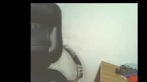 Snapshot of naughty_bitch0 chatting on May 6, 10:15 pm Jasmin online show from May 6, 10:15 pm