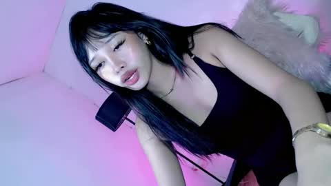 Snapshot of naughty_cutiepie chatting on June 19, 1:04 pm itsyourgirl kiara online show from June 19, 1:04 pm