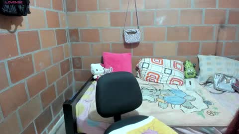 Snapshot of naughty_devil24 chatting on November 15, 4:47 pm Konan online show from November 15, 4:47 pm