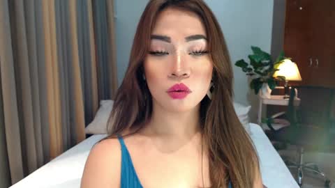 Queen Jess online show from December 4, 7:50 am