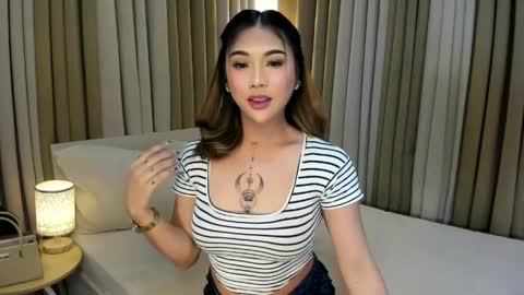 naughty_hunk_yuki online show from April 13, 9:04 am