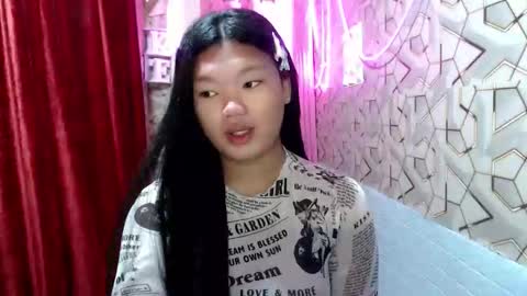Snapshot of naughty_kate18 chatting on June 1, 6:09 pm KATE online show from June 1, 6:09 pm