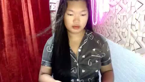 Snapshot of naughty_kate18 chatting on June 8, 8:58 am KATE online show from June 8, 8:58 am