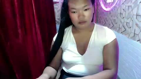 Snapshot of naughty_kate18 chatting on June 16, 9:45 am KATE online show from June 16, 9:45 am