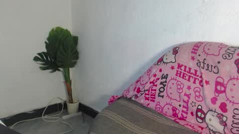 naughty_katrina1 online show from September 22, 7:43 am