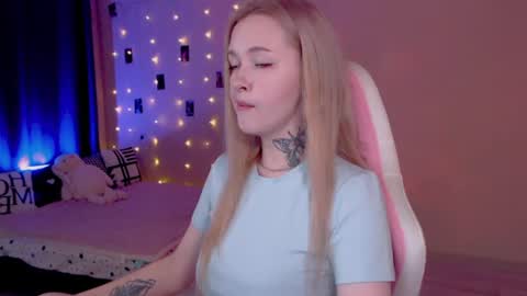 Mable online show from June 24, 1:04 am