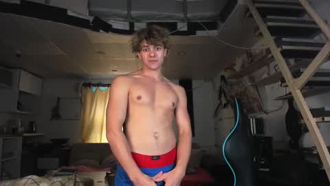 Snapshot of naughty_nik43 chatting on October 6, 9:29 am Nik online show from October 6, 9:29 am