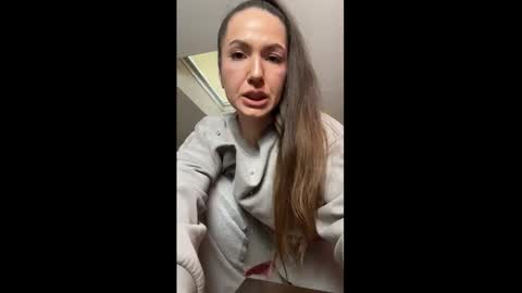 Elena online show from November 27, 9:33 am