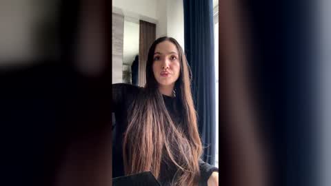 Snapshot of naughty_princesse chatting on May 1, 8:41 am Elena online show from May 1, 8:41 am