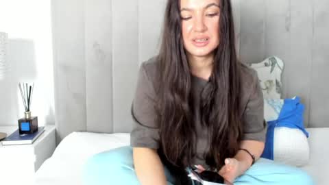 Snapshot of naughty_princesse chatting on May 21, 7:59 am Elena online show from May 21, 7:59 am