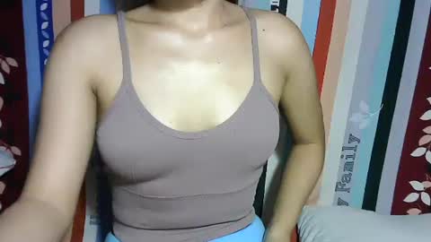 naughty_rosss online show from March 8, 5:17 am