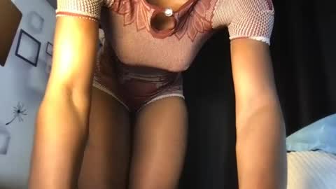 Snapshot of naughty_sandrah chatting on July 2, 2:33 am naughty_sandrah online show from July 2, 2:33 am