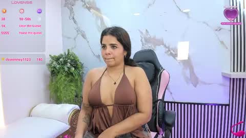 Stefany online show from April 22, 2:03 am
