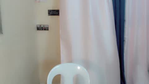 Snapshot of naughty_vies chatting on May 9, 10:42 am Davies online show from May 9, 10:42 am