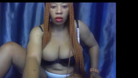 Snapshot of naughty_xxbunny chatting on February 22, 10:36 am beauty online show from February 22, 10:36 am