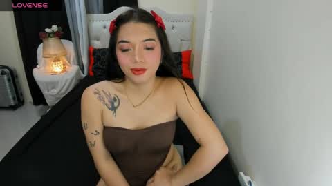Snapshot of naughtyamanda804704 chatting on May 13, 6:27 pm naughtyamanda804704 online show from May 13, 6:27 pm