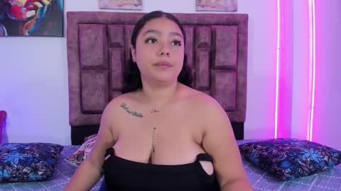 Snapshot of naughtyanamaria chatting on October 22, 3:56 pm Ana online show from October 22, 3:56 pm