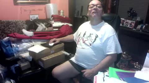 Snapshot of naughtybone chatting on March 31, 5:52 am naughtybone online show from March 31, 5:52 am