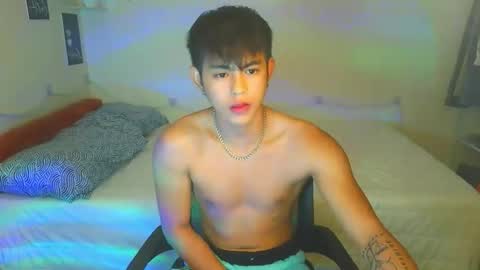 Snapshot of naughtyboylouie chatting on September 27, 11:48 am Loue online show from September 27, 11:48 am