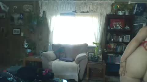 Snapshot of naughtycockwhore chatting on April 28, 7:08 pm Naughtycockwhore online show from April 28, 7:08 pm