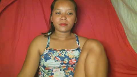Snapshot of naughtycuttieangel chatting on March 21, 12:21 pm naughtycuttieangel online show from March 21, 12:21 pm