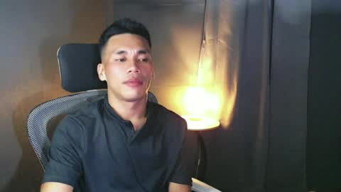 Snapshot of naughtyfuck_boy chatting on July 2, 3:29 pm naughtyfuck_boy online show from July 2, 3:29 pm