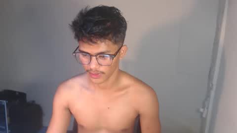 Snapshot of naughtyjosh_ chatting on February 1, 11:20 am Josh online show from February 1, 11:20 am