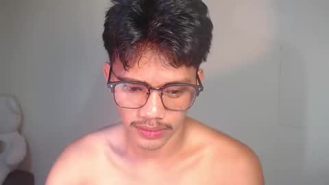 Snapshot of naughtyjosh_ chatting on March 3, 9:31 pm Josh online show from March 3, 9:31 pm