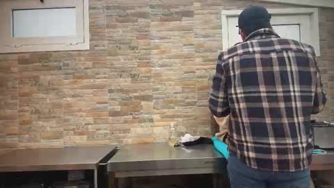 ANDREA STEPH  MIKE online show from November 18, 10:31 am