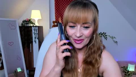Milana - on air every day except Wednesday from 9 pm to 4 am European time online show from September 13, 7:35 pm