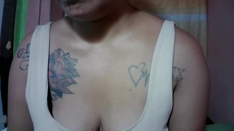 naughtymom_33 online show from October 31, 7:42 am