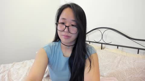 Gigi Chu  online show from January 27, 5:26 pm