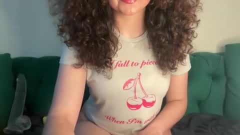 Snapshot of naughtynymph89 chatting on March 2, 12:02 am Nadia online show from March 2, 12:02 am