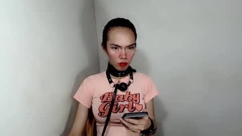 naughtypetiteangel online show from November 21, 8:07 pm