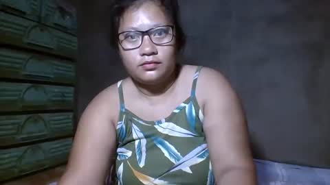 juls online show from April 14, 9:21 pm