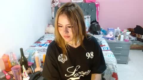 naughtyplayass online show from February 28, 7:25 pm