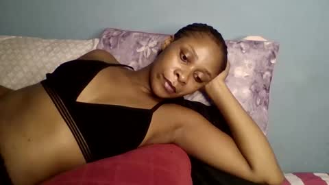 Snapshot of naughtyplaygirl chatting on April 25, 2:47 am Sexy online show from April 25, 2:47 am