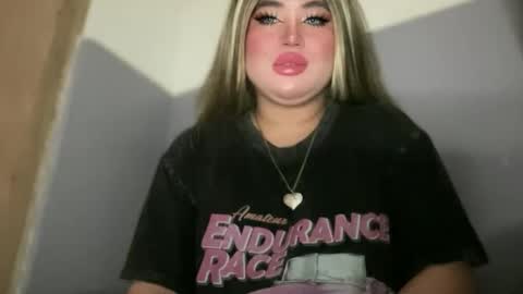 Rose Wilson online show from November 7, 9:53 am