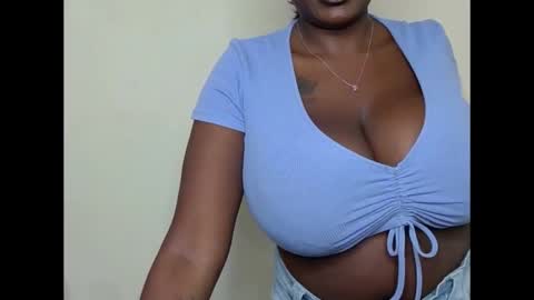 Snapshot of naughtysexydoll2 chatting on October 6, 1:30 pm naughtysexydoll2 online show from October 6, 1:30 pm