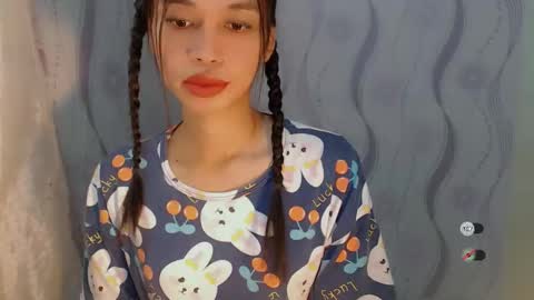 Celine online show from April 5, 11:24 pm