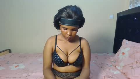Snapshot of naughtyzuri chatting on September 9, 7:24 pm naughty online show from September 9, 7:24 pm