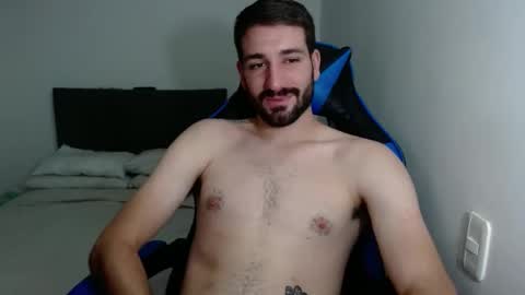 Snapshot of naugthy18boy chatting on December 23, 5:11 pm Nico online show from December 23, 5:11 pm