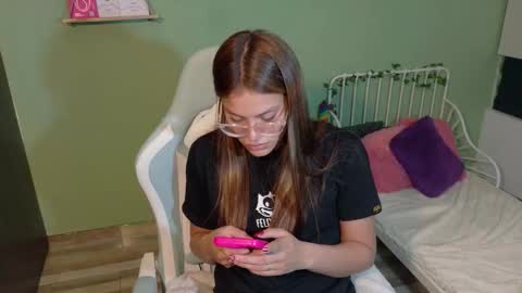 Snapshot of naugthy_muse chatting on February 5, 5:23 am sabrina online show from February 5, 5:23 am