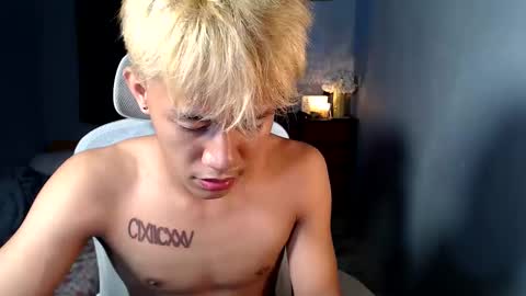 Loy online show from December 14, 4:45 pm