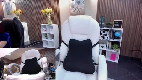         online show from October 14, 7:47 pm