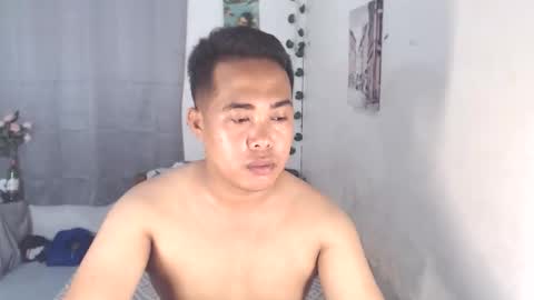 Snapshot of nauhty_kirkxxx chatting on May 14, 3:46 am loverskirk online show from May 14, 3:46 am