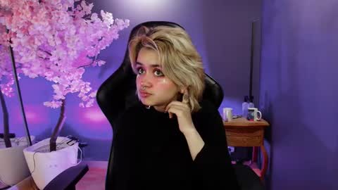 Navier  online show from November 5, 2:50 pm