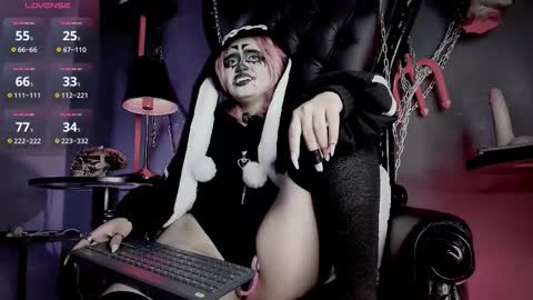 Navier  online show from February 24, 9:24 pm