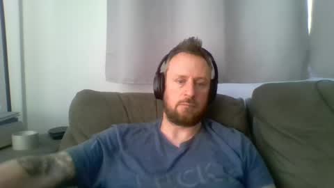 nawtydom1977 online show from January 26, 8:45 pm